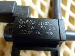 Клапан электромагнитный Audi A4 [B8] 2007-2015 (037906283C 06H133241Q 8K0611939D) — фото 7