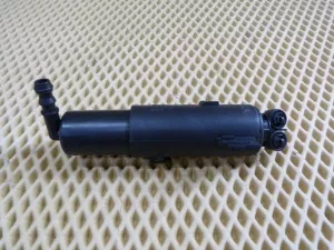 Форсунка омывателя фары Audi A4 [B8] 2007-2015 Audi A4 [B8] Allroad 2009-2015 (8K0955101A 8K0955102A) — фото 8