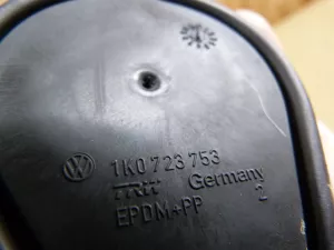 Заглушка VW Passat [B6] 2005-2010 (1K0723753) — фото 3