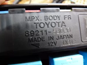 Блок предохранителей Lexus IS 250/350 2005-2013 (8266253080) — фото 7