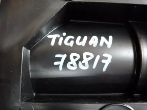 Корпус воздушного фильтра VW Tiguan 2007-2016 (ВЕРХНЯЯ ЧАСТЬ1K0129607AG) — фото 16