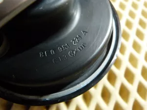 Звуковой сигнал Audi A4 [B7] 2005-2007 (8E0951221A 8E0951223C) — фото 11