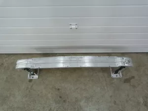 Усилитель переднего бампера Audi A4 [B8] 2007-2015 (8K0807113D 8K0807134C 8K0807133C) — фото 2