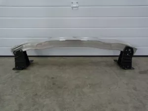 Усилитель переднего бампера Audi A3 [8PA] Sportback 2004-2013 (8P0807113B 8P0807133 8P0807134) — фото 1