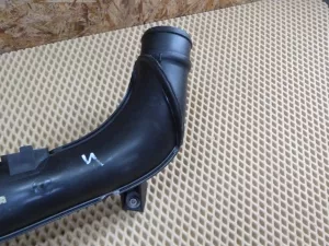 Патрубок интеркулера VW Tiguan 2007-2011 VW Tiguan 2011-2016 (1K0145770N 1K0145838AG) — фото 5