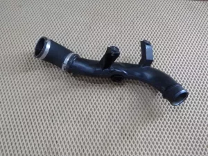 Патрубок интеркулера VW Tiguan 2007-2011 VW Tiguan 2011-2016 (1K0145770N 1K0145838AG) — фото 7