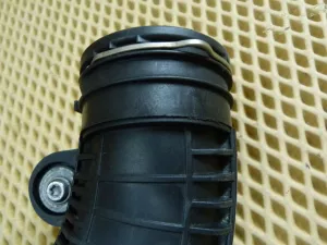 Патрубок интеркулера VW Tiguan 2007-2011 VW Tiguan 2011-2016 (1K0145840R 1K0145828F) — фото 5