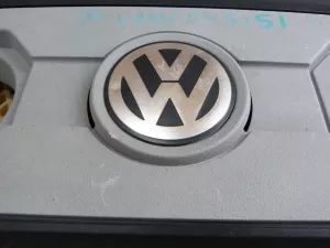 Накладка декоративная VW Golf VI 2009-2013 VW Passat [B7] 2011-2015 VW Passat CC 2008-2017 VW Scirocco 2008-2017 VW Tiguan 2007-2011 VW Tiguan 2011-2016 (НА ДВИГАТЕЛЬ TSI 06J103925BG) — фото 6