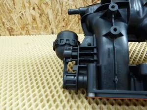 Коллектор впускной VW Tiguan 2007-2011 VW Tiguan 2011-2016 (06J133201BH) — фото 2