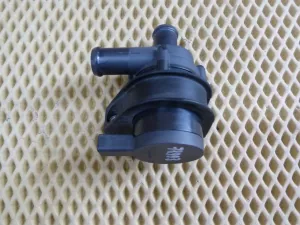 Насос (помпа) электрический VW Tiguan 2007-2011 VW Tiguan 2011-2016 (1K0965561J) — фото 4