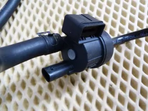 Клапан вентиляции топливного бака VW Tiguan 2007-2011 VW Tiguan 2011-2016 (06H906517H 5N0133366B 06F133529E 06J133781AL) — фото 5