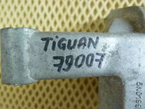 Опора двигателя правая VW Tiguan 2007-2016 (5N0199262P) — фото 8