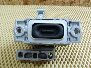 Опора двигателя правая VW Tiguan 2007-2016 (5N0199262P) — фото 6