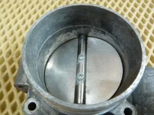 Заслонка дроссельная электрическая VW Passat [B6] 2005-2010 (022133062AG) — фото 3
