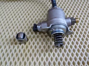 ТНВД VW Tiguan 2007-2011 VW Tiguan 2011-2016 (06J127025J 06J133986AC) — фото 4