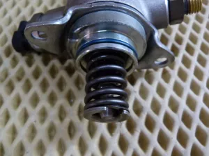 ТНВД VW Tiguan 2007-2011 VW Tiguan 2011-2016 (06J127025J 06J133986AC) — фото 6