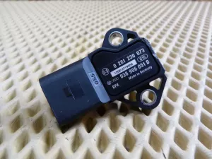 Датчик абсолютного давления VW Tiguan 2007-2011 VW Tiguan 2011-2016 (038906051D) — фото 1