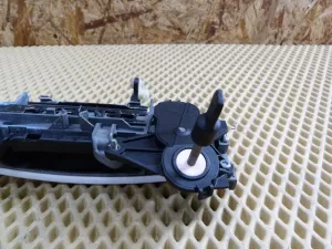 Ручка наружная двери передней правая Audi A3 [8PA] Sportback 2004-2013 (4F0837208B 4F2837240 8P2837886A) — фото 7
