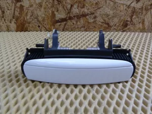 Ручка наружная двери задней правая Audi A3 [8PA] Sportback 2004-2013 (4F0839239 8P0837207 4B0839885) — фото 1