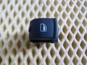 Кнопка стеклоподъемника Audi A3 [8PA] Sportback 2004-2013 (4F0959855A) — фото 1