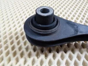 Комплект рычагов задней подвески Audi A3 [8PA] Sportback 2004-2013 (1K0501529H 1K0505311AB 1K0505226H 1K0505225H 1K0505129J 1K0505130J 1K0505323N) — фото 9