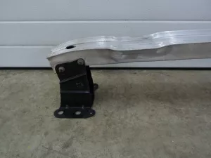 Усилитель переднего бампера Audi A3 [8PA] Sportback 2004-2013 (8P0807113F 8P0807133A 8P0807134A) — фото 2