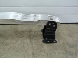 Усилитель переднего бампера Audi A3 [8PA] Sportback 2004-2013 (8P0807113F 8P0807133A 8P0807134A) — фото 3
