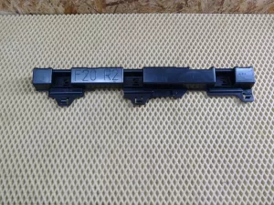 Кронштейн накладки на порог BMW 1-serie F20/F21 2011-2019 (51777264359 51777240914 51777264360 51777240916 51777240915 51777240913) — фото 2