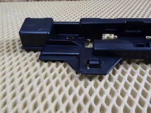 Кронштейн накладки на порог BMW 1-serie F20/F21 2011-2019 (51777264359 51777240914 51777264360 51777240916 51777240915 51777240913) — фото 15
