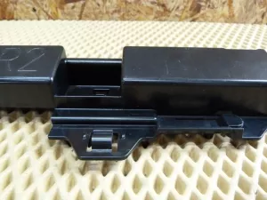Кронштейн накладки на порог BMW 1-serie F20/F21 2011-2019 (51777264359 51777240914 51777264360 51777240916 51777240915 51777240913) — фото 4