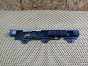 Кронштейн накладки на порог BMW 1-serie F20/F21 2011-2019 (51777264359 51777240914 51777264360 51777240916 51777240915 51777240913) — фото 14