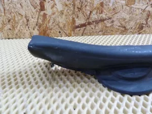 Уплотнитель капота BMW 1-serie F20/F21 2011-2019 (51767307863 51767307864) — фото 8
