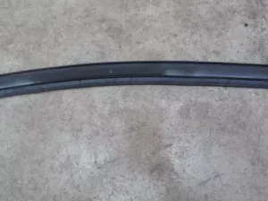 Уплотнитель капота BMW 1-serie F20/F21 2011-2019 (51767239145) — фото 9