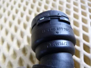 Патрубок радиатора BMW 1-serie F20/F21 2011-2019 (17127596833 17127596834 17127596832 17127600554 17127596835 11537600594 64219223587 13537603077 11537600586) — фото 41