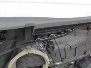 Комплект обшивок двери Citroen DS4 2011-2015 (9345RT 9345RK 9346QT 9346RE) — фото 56