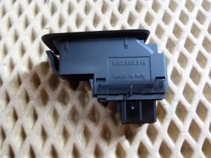 Кнопка стеклоподъемника VW Golf VII 2012-2020 (5G0959855H) — фото 4