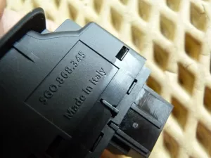 Кнопка стеклоподъемника VW Golf VII 2012-2020 (5G0959855H) — фото 6