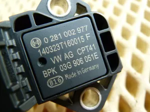 Датчик абсолютного давления VW Golf VII 2012-2020 (03G906051E) — фото 8