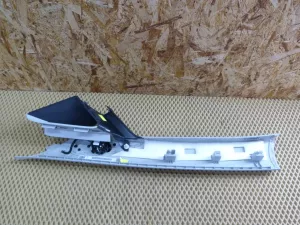 Обшивка стойки передней верхняя VW Golf VII 2012-2020 (5G0867233R 5G0867234R 5G0868143B 5G0868144B 5G0035411D) — фото 13