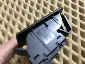 Кнопка стеклоподъемника VW Touran 2010-2016 (1T0959851A) — фото 6