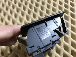 Кнопка стеклоподъемника VW Touran 2010-2016 (1T0959851A) — фото 6