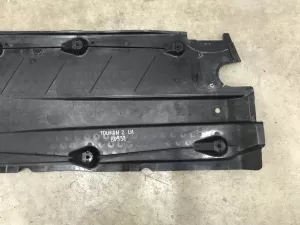 Защита антигравийная VW Touran 2010-2016 (ЛЕВАЯ 1K0825211K 1K0825271A) — фото 12