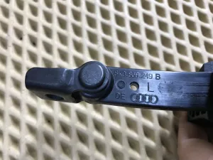 Ограничитель двери задний левый Audi A4 [B8] 2007-2015 (8K0839249B 8K0839267B 8K0839923B) — фото 7