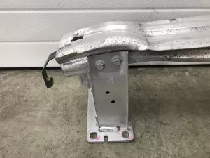 Усилитель переднего бампера Audi A4 [B8] 2007-2015 (8K0807113D 8K0807134D 8K0807133D) — фото 4