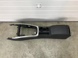 Подлокотник Audi A4 [B8] 2007-2015 (8K0864207E 8K0863244A) — фото 2