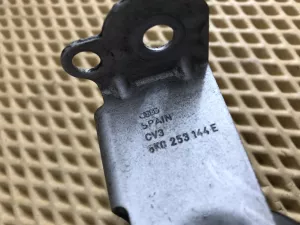 Кронштейн глушителя Audi A4 [B8] 2007-2015 (8K0253144E 8K0253144F 8K0253144M 8K0253144A) — фото 12