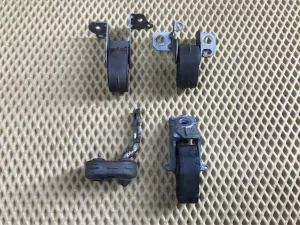 Кронштейн глушителя Audi A4 [B8] 2007-2015 (8K0253144E 8K0253144F 8K0253144M 8K0253144A) — фото 1