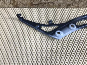 Кронштейн крепления крыла BMW 2-Series 2-serie F45/F46 Tourer 2014-2022 (41007408657 41007408658 41007408661 41007408662) — фото 4