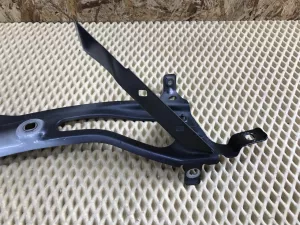 Кронштейн крепления крыла BMW 2-Series 2-serie F45/F46 Tourer 2014-2022 (41007408657 41007408658 41007408661 41007408662) — фото 6