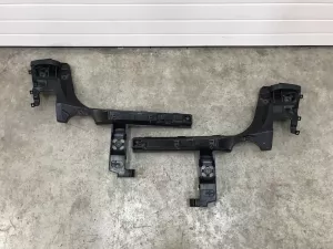 Направляющая заднего бампера BMW 2-Series 2-serie F45/F46 Tourer 2014-2022 (51127376925 51127376926) — фото 1